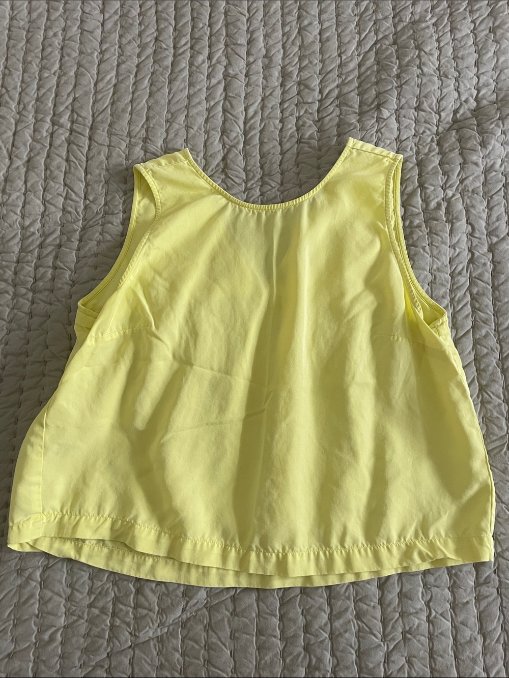 Loft crop tank